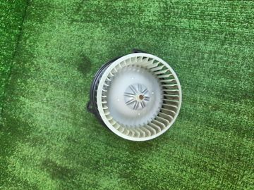 МОТОРЧИК ПЕЧКИ НА TOYOTA ALLION ZZT240