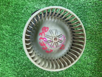 МОТОРЧИК ПЕЧКИ НА TOYOTA VOLTZ ZZE138