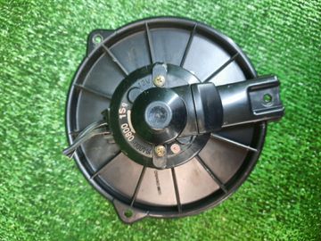 МОТОРЧИК ПЕЧКИ НА TOYOTA CARINA ED ST202