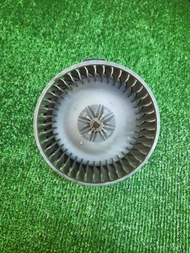 МОТОРЧИК ПЕЧКИ НА MAZDA MPV LW5W