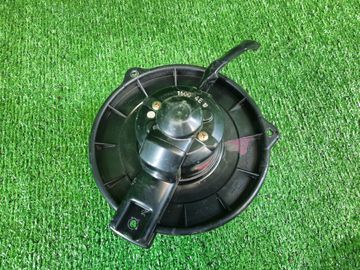 МОТОРЧИК ПЕЧКИ НА TOYOTA CALDINA ST246W