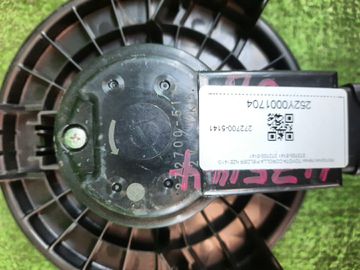 МОТОРЧИК ПЕЧКИ НА TOYOTA COROLLA FIELDER NZE141G