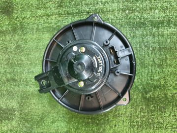 МОТОРЧИК ПЕЧКИ НА TOYOTA CAMRY ACV30