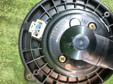 МОТОРЧИК ПЕЧКИ НА HONDA ODYSSEY RA6