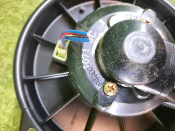 МОТОРЧИК ПЕЧКИ НА HONDA CAPA GA4