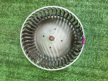 МОТОРЧИК ПЕЧКИ НА MITSUBISHI DION CR9W