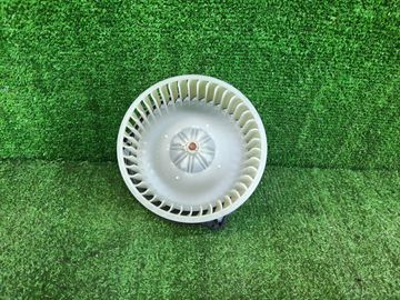 МОТОРЧИК ПЕЧКИ НА TOYOTA COROLLA FIELDER NZE121G