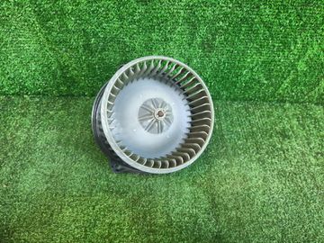 МОТОРЧИК ПЕЧКИ НА TOYOTA COROLLA FIELDER NZE121G