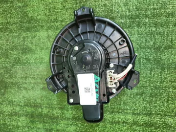 МОТОРЧИК ПЕЧКИ НА TOYOTA CAMRY ACV40