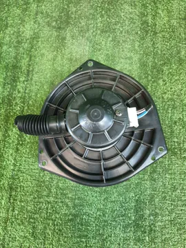 МОТОРЧИК ПЕЧКИ НА NISSAN CEFIRO A32