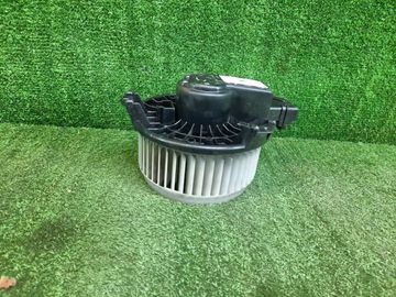 МОТОРЧИК ПЕЧКИ НА HONDA CR-V RE4