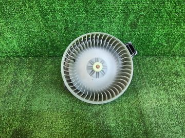 МОТОРЧИК ПЕЧКИ НА HONDA CR-V RE4