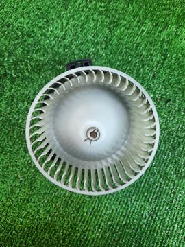 МОТОРЧИК ПЕЧКИ НА HONDA S-MX RH1