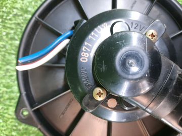 МОТОРЧИК ПЕЧКИ НА TOYOTA VISTA SV50