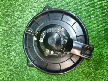 МОТОРЧИК ПЕЧКИ НА TOYOTA COROLLA NZE121