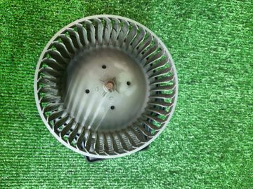 МОТОРЧИК ПЕЧКИ НА NISSAN SERENA TC24