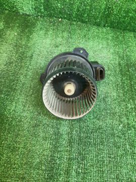 МОТОРЧИК ПЕЧКИ НА MITSUBISHI FUSO CANTER FBA30