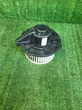 МОТОРЧИК ПЕЧКИ НА ISUZU WIZARD UES25FW