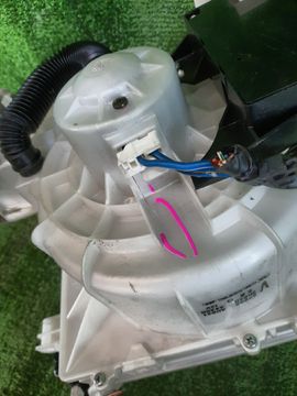 МОТОРЧИК ПЕЧКИ НА NISSAN PRIMERA P12 