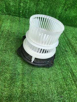 МОТОРЧИК ПЕЧКИ НА TOYOTA PRIUS MXWH60