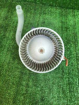 МОТОРЧИК ПЕЧКИ НА MAZDA TRIBUTE EP3W