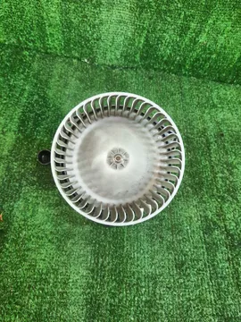 МОТОРЧИК ПЕЧКИ НА NISSAN BLUEBIRD HU14