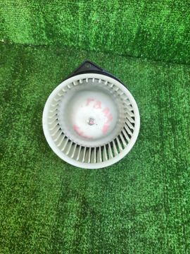 МОТОРЧИК ПЕЧКИ НА SUZUKI ESCUDO TDA4W