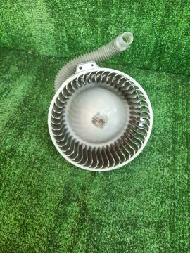 МОТОРЧИК ПЕЧКИ НА MAZDA PREMACY CP8W