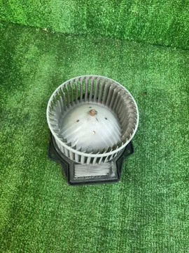 МОТОРЧИК ПЕЧКИ НА SUBARU FORESTER SF5