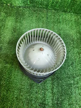 МОТОРЧИК ПЕЧКИ НА NISSAN PRESAGE U30