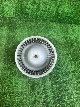 МОТОРЧИК ПЕЧКИ НА MITSUBISHI OUTLANDER CW5W