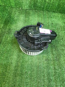 МОТОРЧИК ПЕЧКИ НА TOYOTA ALPHARD GGH20W