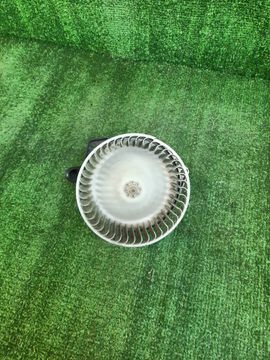 МОТОРЧИК ПЕЧКИ НА NISSAN BLUEBIRD QU14