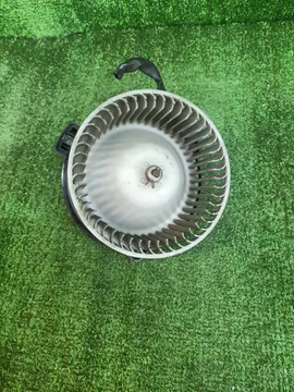МОТОРЧИК ПЕЧКИ НА MITSUBISHI LEGNUM EA7W