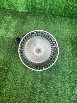 МОТОРЧИК ПЕЧКИ НА NISSAN CEFIRO A33