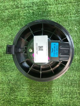 МОТОРЧИК ПЕЧКИ НА NISSAN JUKE YF15 