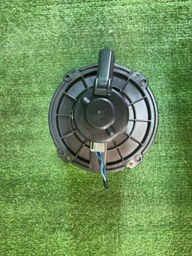 МОТОРЧИК ПЕЧКИ НА ISUZU WIZARD UES73FW