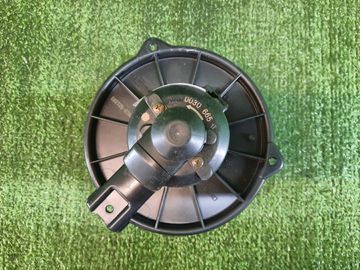 МОТОРЧИК ПЕЧКИ НА SUZUKI CULTUS GC21W