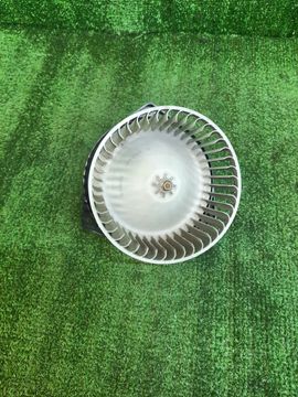 МОТОРЧИК ПЕЧКИ НА NISSAN RNESSA N30