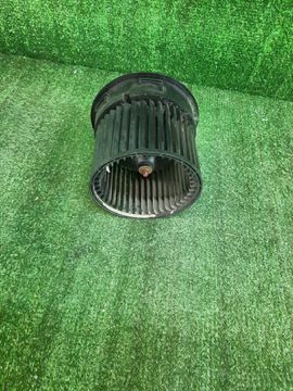 МОТОРЧИК ПЕЧКИ НА NISSAN CUBE Z12