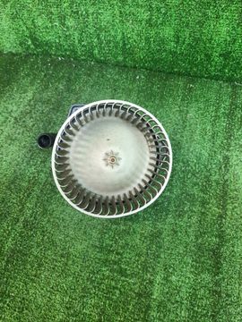 МОТОРЧИК ПЕЧКИ НА NISSAN BLUEBIRD HU14