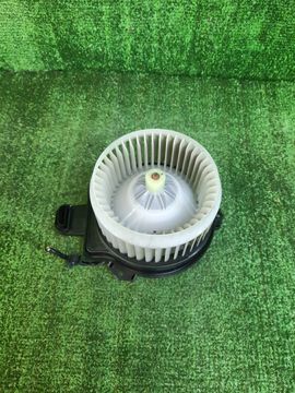 МОТОРЧИК ПЕЧКИ НА TOYOTA PROBOX NHP160V