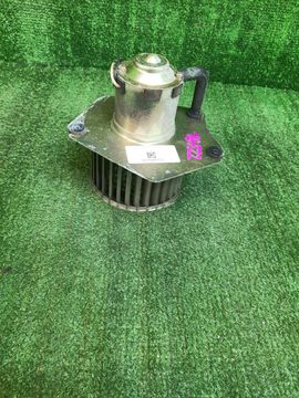 МОТОРЧИК ПЕЧКИ НА NISSAN ATLAS F22