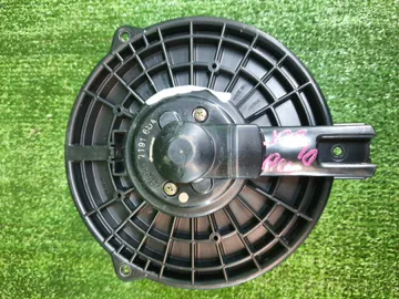 МОТОРЧИК ПЕЧКИ НА TOYOTA PROGRES JCG10