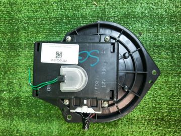 МОТОРЧИК ПЕЧКИ НА SUBARU FORESTER SG5