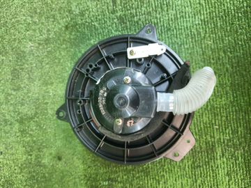 МОТОРЧИК ПЕЧКИ НА MAZDA PREMACY CP8W