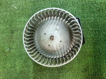 МОТОРЧИК ПЕЧКИ НА SUBARU FORESTER SG5