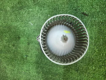 МОТОРЧИК ПЕЧКИ НА SUBARU LEGACY BG5