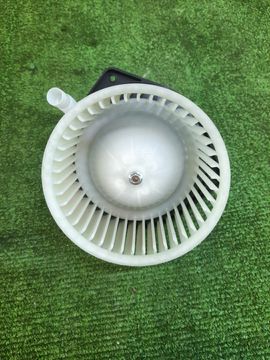 МОТОРЧИК ПЕЧКИ НА MITSUBISHI RVR GA3W