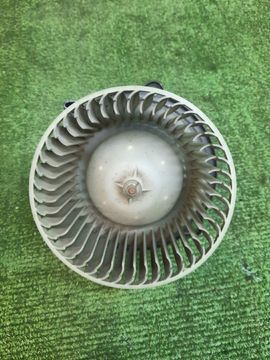 МОТОРЧИК ПЕЧКИ НА MAZDA BONGO FRIENDEE SGEW